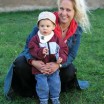 Junge Frau mit Sohn 1
